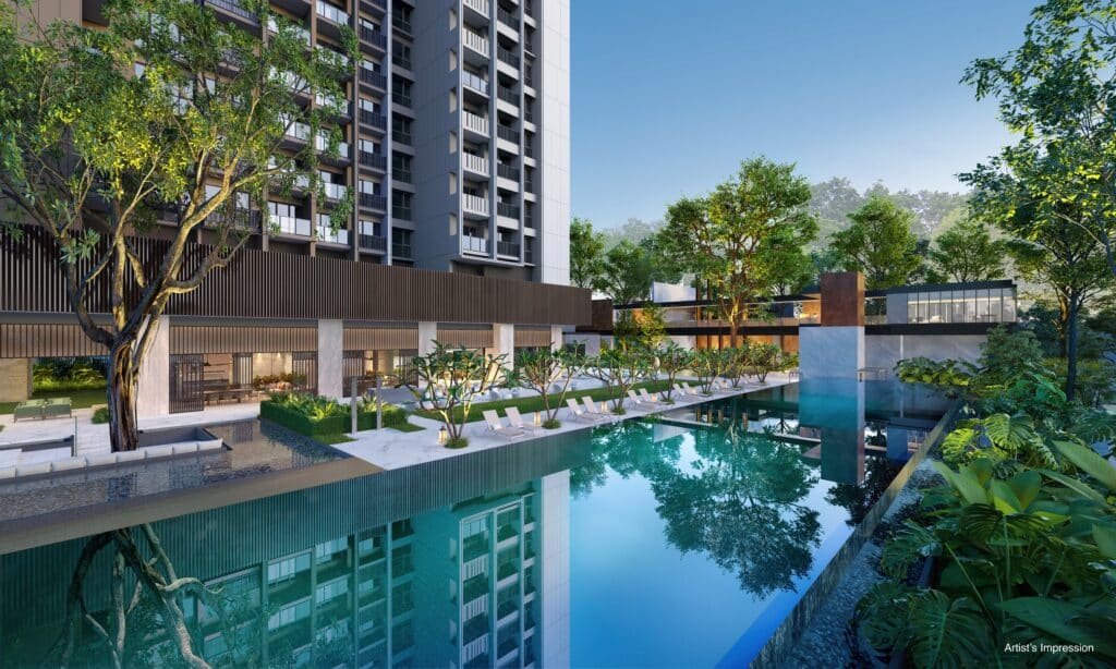 Promenade Peak-Main Pool